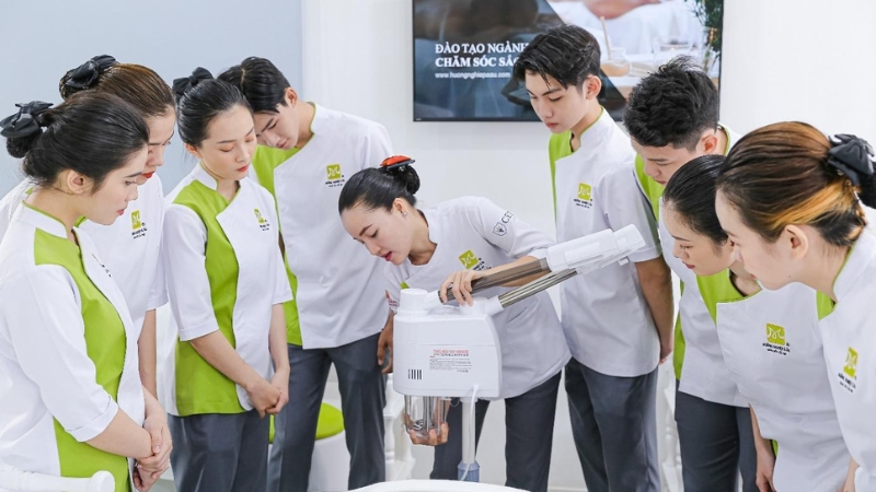 Các spa thường kinh doanh nhiều dịch vụ rất khó theo dõi doanh thu