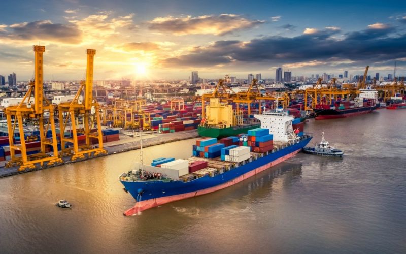 Công ty dịch vụ tàu biển được miễn thuế TNDN
